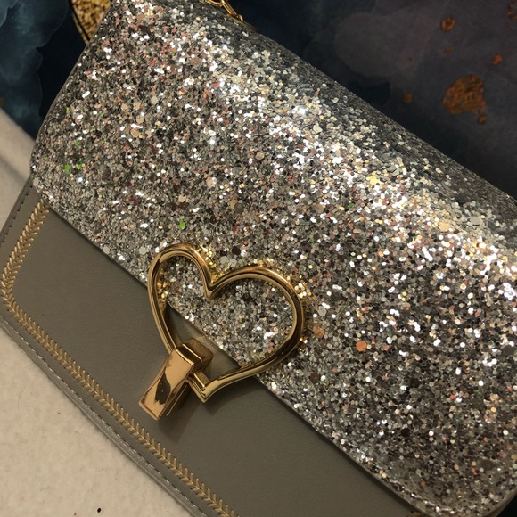 Beautiful Grey sequence mini purse - Picture 3 of 4